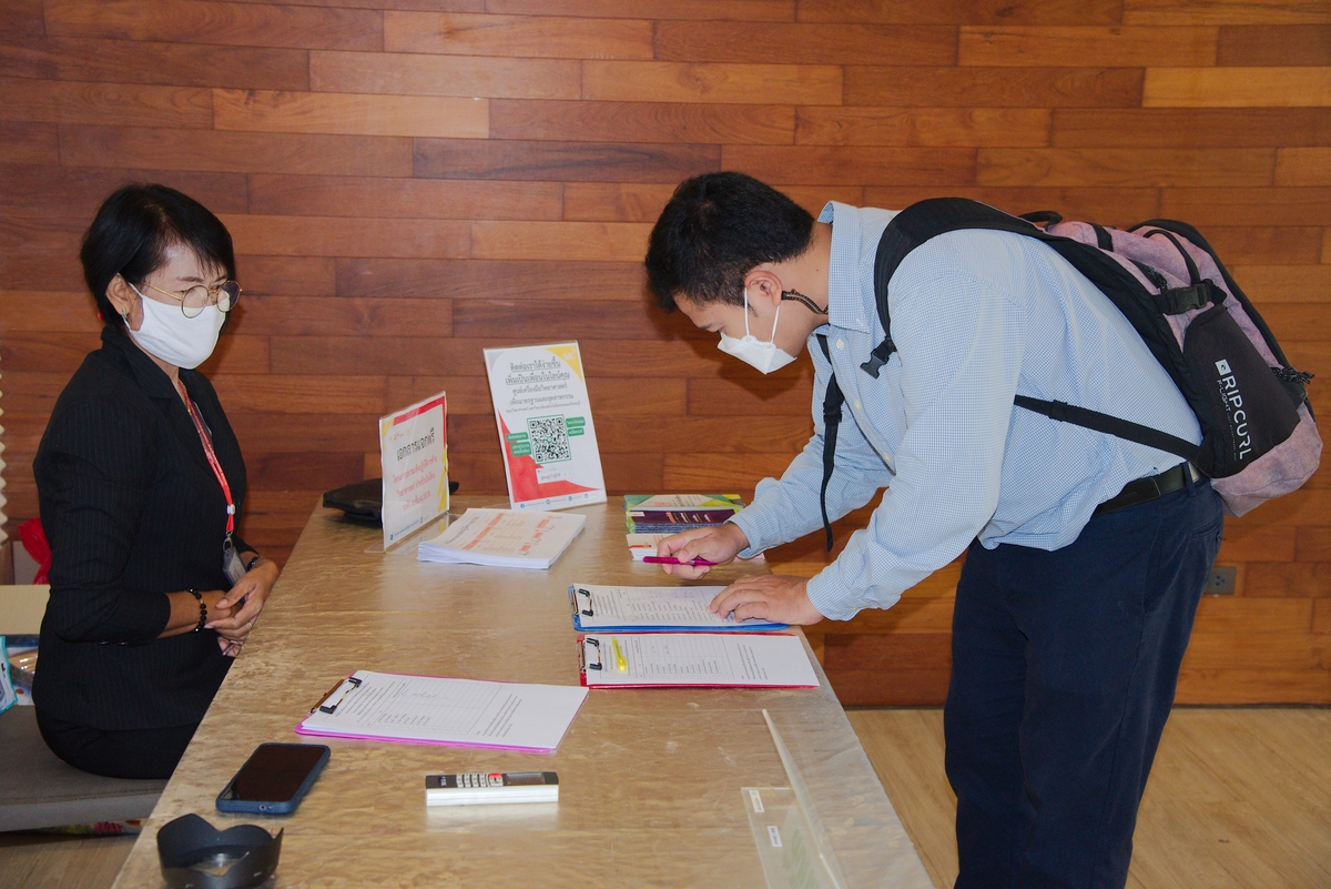 พิธีมอบประกาศนียบัตรแก่ผู้สำเร็จการศึกษาหลักสูตรประกาศนียบัตร (Non-Degree) สาขาวิชาสะเต็มศึกษา และหารือความร่วมมือทางวิชาการ "โครงการบัณฑิตพันธุ์ใหม่และกำลังคนที่มีสมรรถนะ” ระหว่างโรงเรียน คณะวิทยาศาสตร์ และมหาวิทยาลัย รุ่นที่ 1 ปี 2564