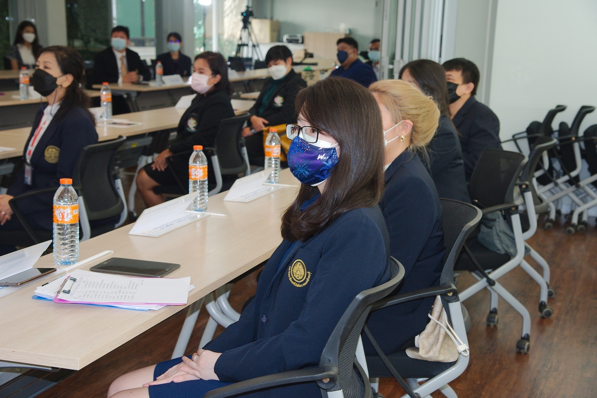 พิธีมอบประกาศนียบัตรแก่ผู้สำเร็จการศึกษาหลักสูตรประกาศนียบัตร (Non-Degree) สาขาวิชาสะเต็มศึกษา และหารือความร่วมมือทางวิชาการ "โครงการบัณฑิตพันธุ์ใหม่และกำลังคนที่มีสมรรถนะ” ระหว่างโรงเรียน คณะวิทยาศาสตร์ และมหาวิทยาลัย รุ่นที่ 1 ปี 2564